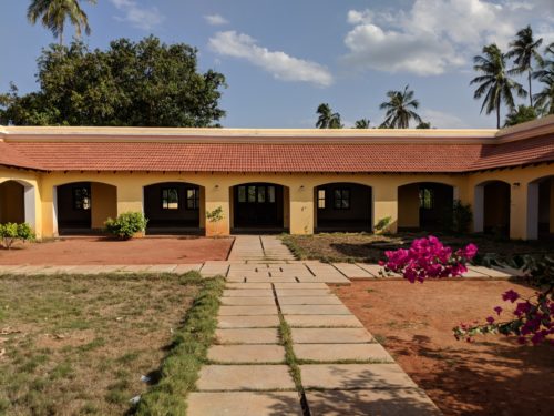 THE ART AND CRAFT VILLLAGE AT MURUNGAPKKAMM MOELLED ON DILLI HAAT