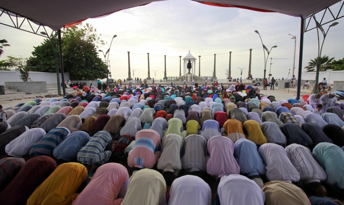 muslims in pondicherry celebrating Eid and end of ramzan in 2017