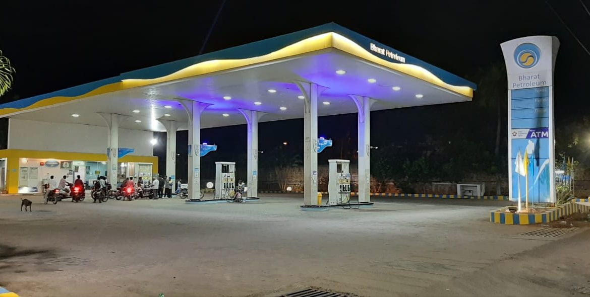 Diesel and Petrol price in Puducherry down after 2% slash in VAT